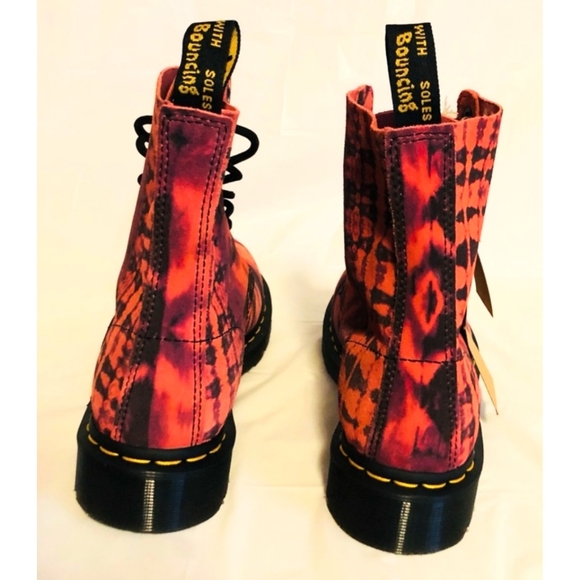 HP!💎NWT Doc Martens 1460 Pascal Purple and Red tie dye lace up Boots sz 9 - Picture 5 of 7